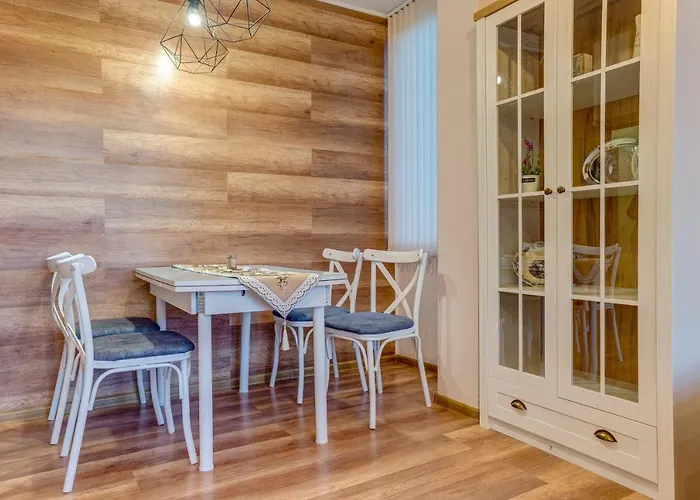 инвела סמוליאן